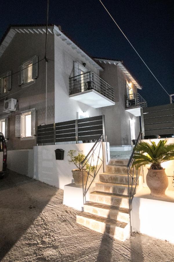 Angelos Apartments ليكسوري المظهر الخارجي الصورة