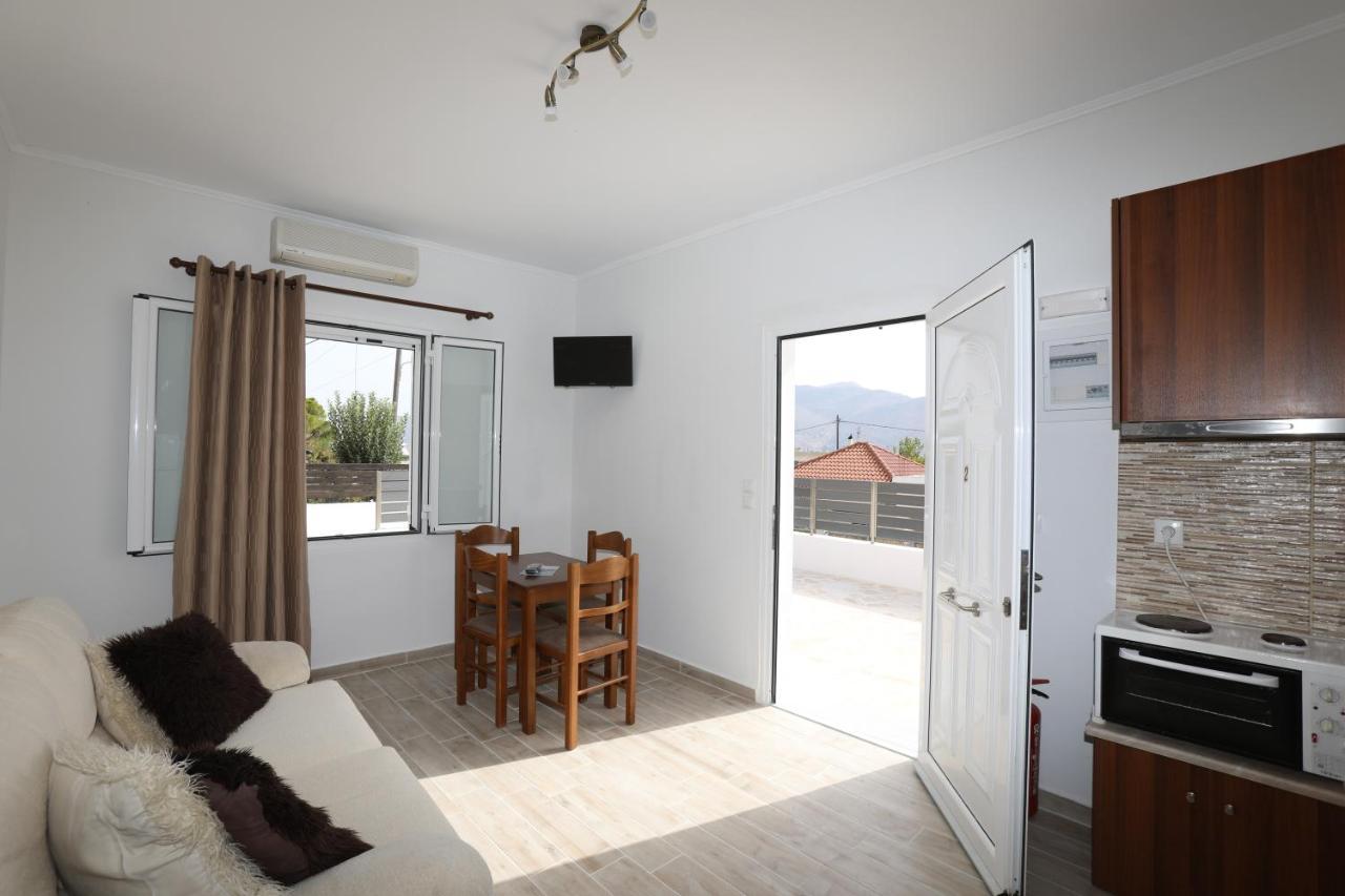 Angelos Apartments ليكسوري المظهر الخارجي الصورة