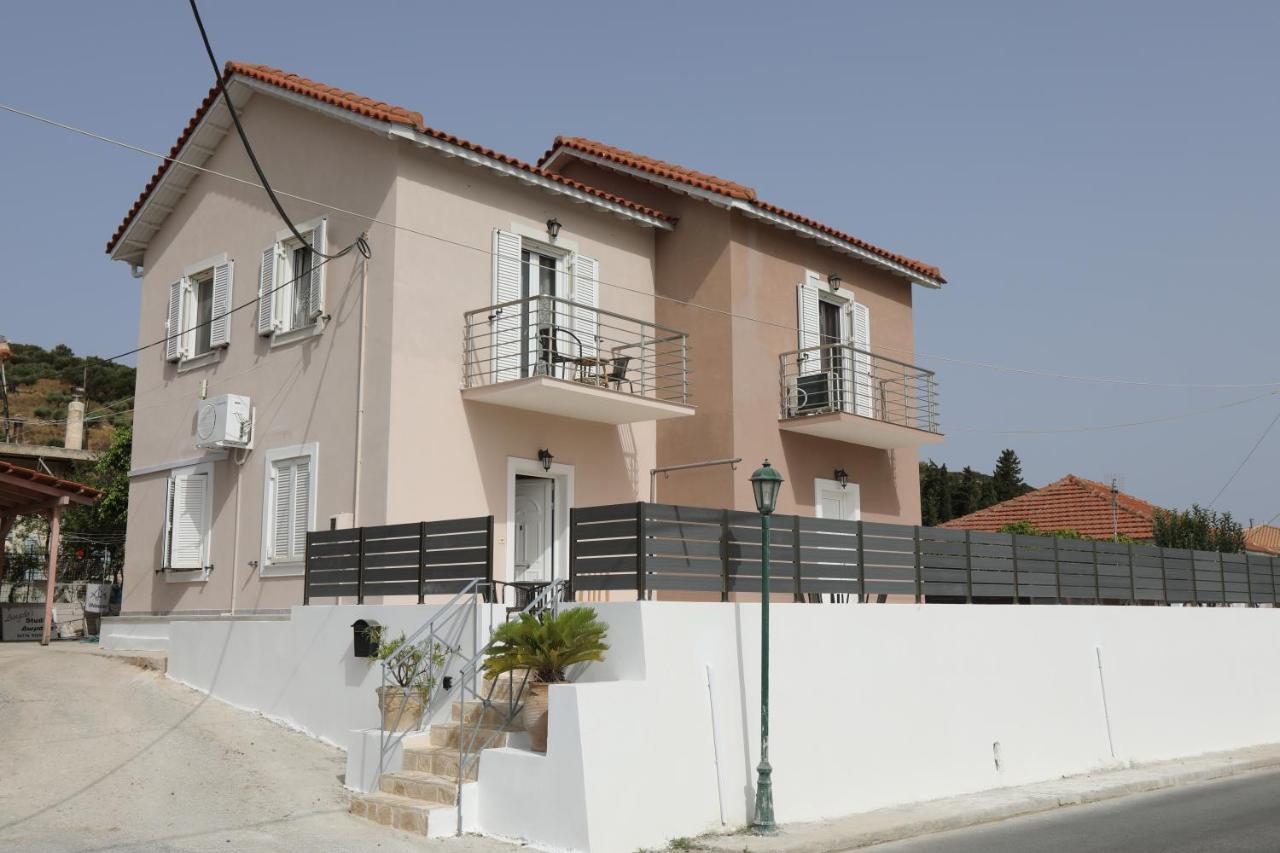 Angelos Apartments ليكسوري المظهر الخارجي الصورة